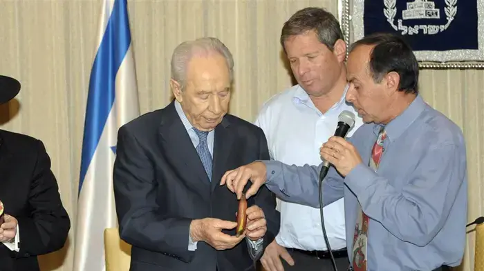 ארגון מגדלי הפירות מציג פיתוחים חדשים לנשיא המדינה