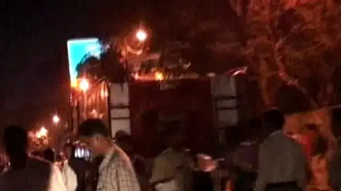 8 הרוגים בפיצוץ בבית קפה