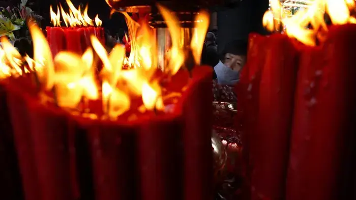 נרות אדומים לציון השנה הסינית החדשה בטייוואן