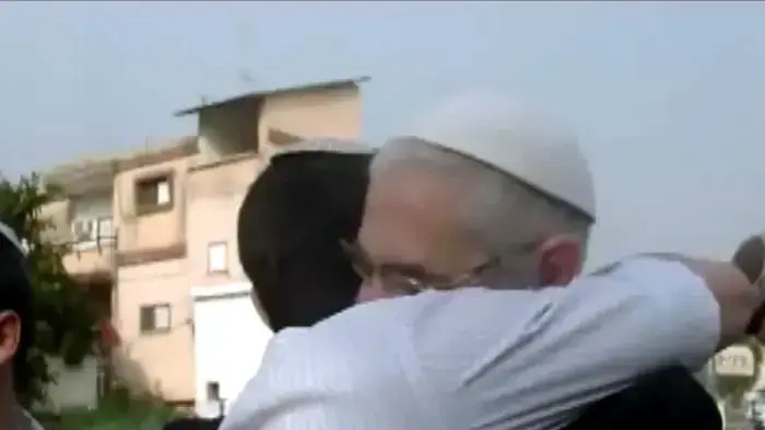 הרב אלון: "האמת תצא לאור"