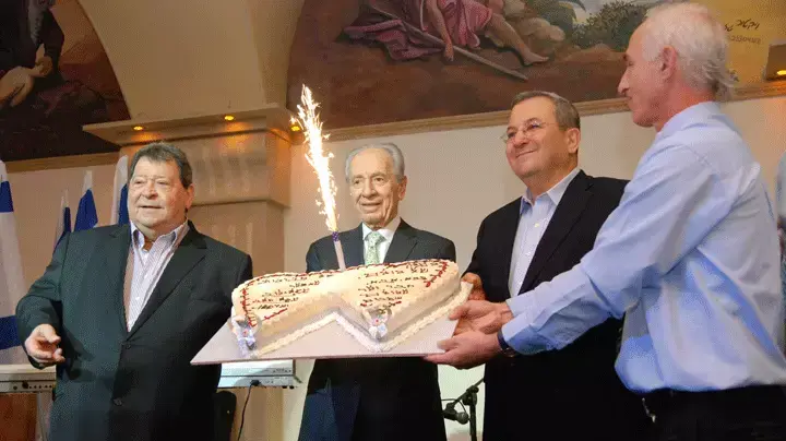 יום הולדת 74 לבנימין בן אליעזר