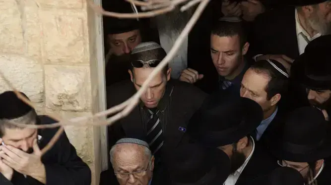 מסע הלוויה של מנחם פרוש פברואר 2010