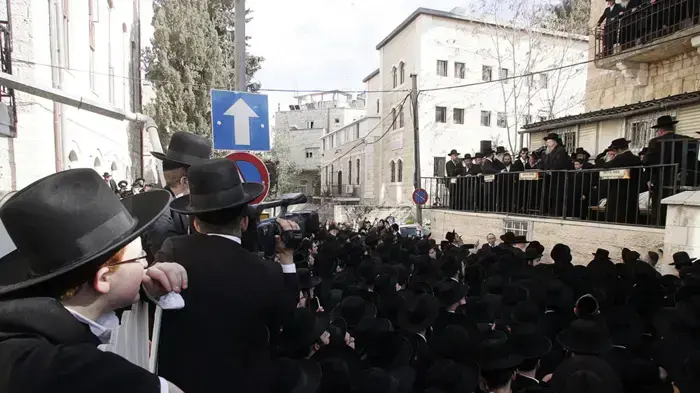 מסע הלוויה של מנחם פרוש פברואר 2010 