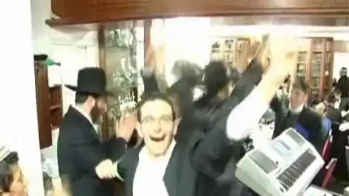 הילולת פורים בביתו של הרב יקותיאל אבוחצירה