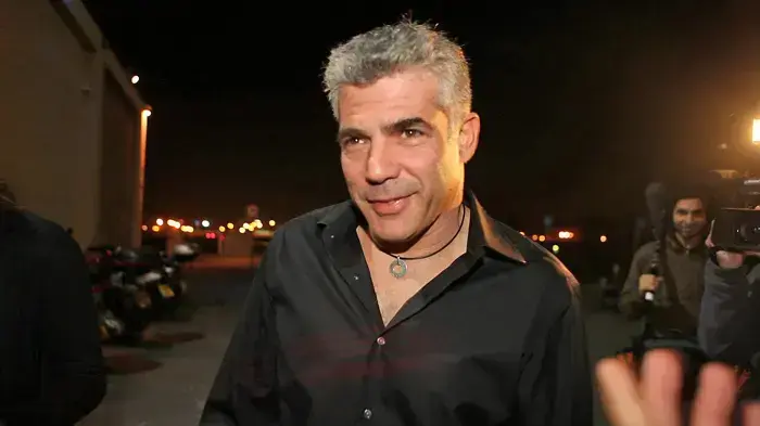 יאיר לפיד מטושטש יאיר לפיד מטושטש