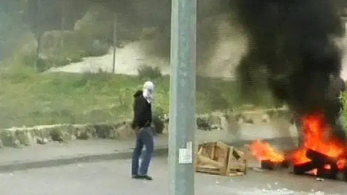 עימותים אלימים בין מפגינים למשטרה-קריינות/שדרוג