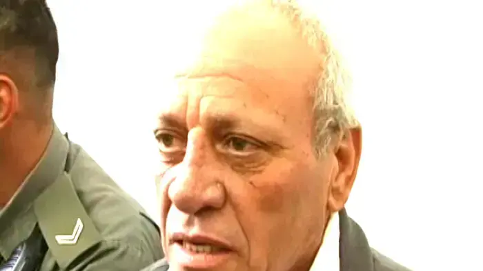 משליך הנעל על בייניש: "עשיתי זאת למען ילדיי"