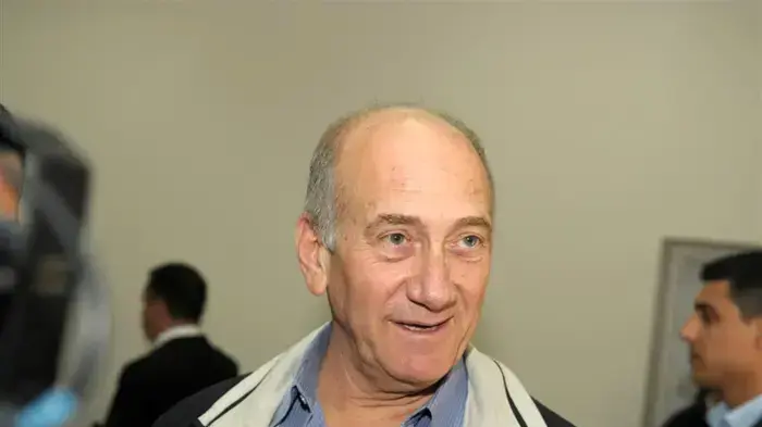 אהוד אולמרט בבית המשפט מרץ 2010