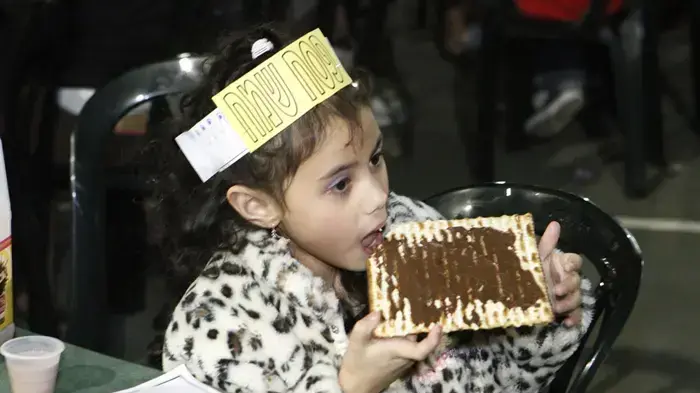 סדר פסח לילדי העובדים הזרים מרץ 2010