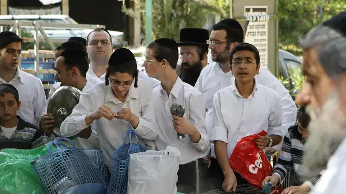 הגעלת כלים של עמותת חסדי נעמי מרץ 2010
