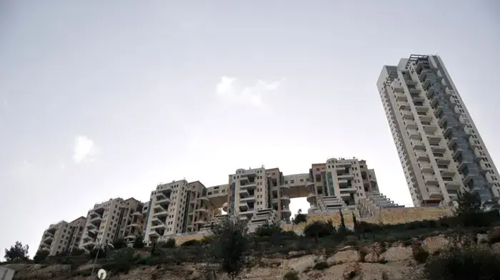 פרויקט הולילנד