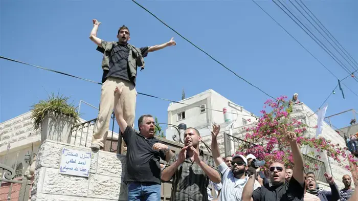 צעדת הימין היום בכפר סילוואן ביוזמתם של איתמר בן גביר וברוך מרזל- אפריל 2010 