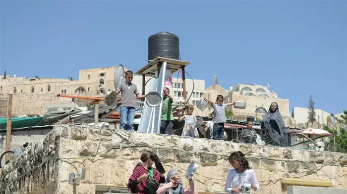 צעדת הימין היום בכפר סילוואן ביוזמתם של איתמר בן גביר וברוך מרזל- אפריל 2010 