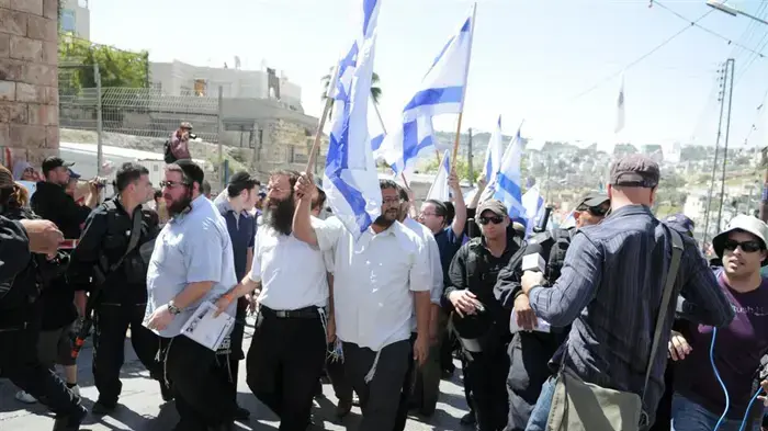 צעדת הימין היום בכפר סילוואן ביוזמתם של איתמר בן גביר וברוך מרזל- אפריל 2010 