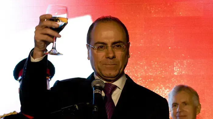 סילבן שלום בארוע יום המלכה בבית השגריר הבריטי