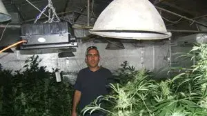 מעבדת הידרו לגידול סמים שנחשפה במושב גפן מעבדת הידרו לגידול סמים שנחשפה במושב גפן