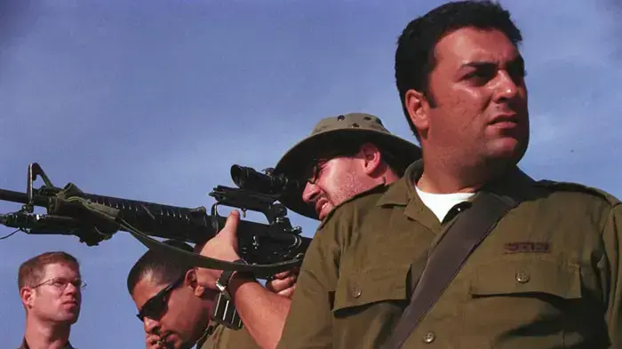 מילואים בעין המצלמה