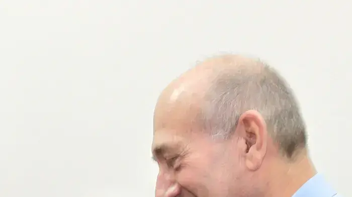 אולמרט ושולה זקן בבית המשפט מאי 2010 אולמרט ושולה זקן בבית המשפט מאי 2010