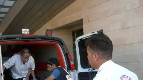 פינוי הפצועים לבית החולים