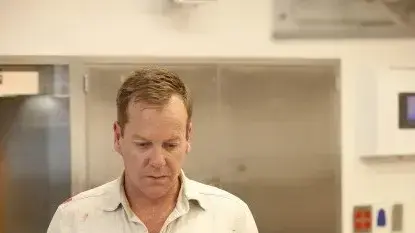 24, קיפר סאר'תלנד