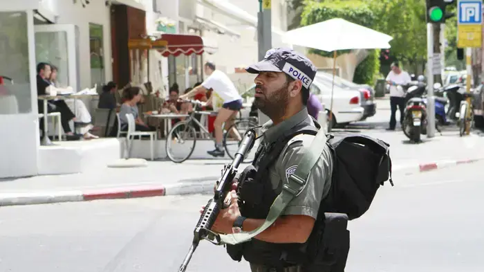 התרעת פיגוע בכיכר דיזינגוף בתל אביב וחיפושים אחר חשודים וחפצים חשודים  מאי 2010 