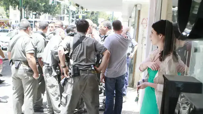 התרעת פיגוע בכיכר דיזינגוף בתל אביב וחיפושים אחר חשודים וחפצים חשודים  מאי 2010 