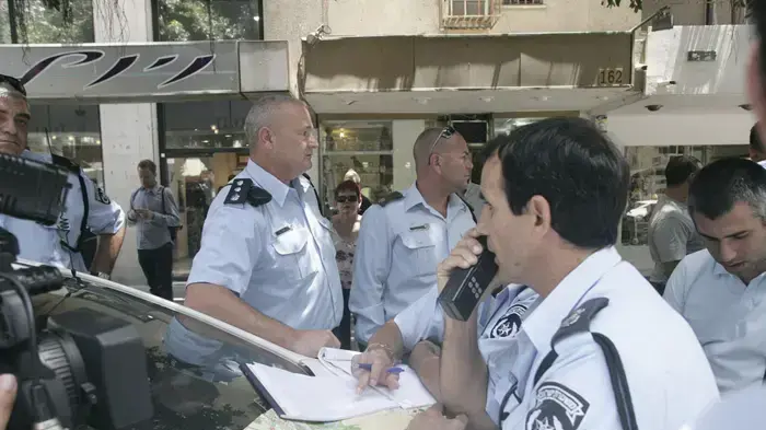 התרעת פיגוע בכיכר דיזינגוף בתל אביב וחיפושים אחר חשודים וחפצים חשודים  מאי 2010 