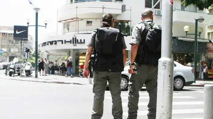 התרעת פיגוע בכיכר דיזינגוף בתל אביב וחיפושים אחר חשודים וחפצים חשודים  מאי 2010 