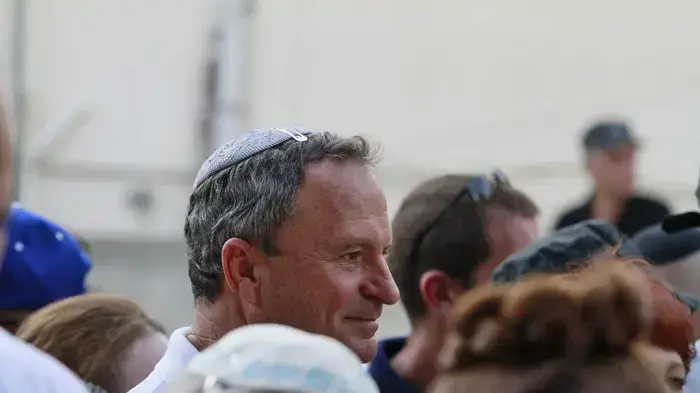זאב ביילסקי בהלוויה של לובה אליאב יוני 2010