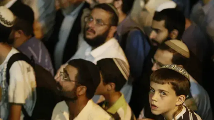 הלווית הרב מרדכי אליהו יוני 2010 ירושלים