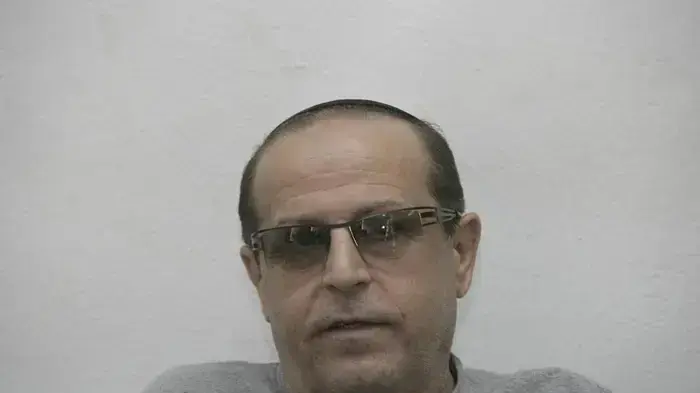 יעקב, ג'קי, יזדי, הבעלים המיתולוגיים של מועדון החשפנות ה"טרופיקנה" בזמן הארכת מעצרו- יוני 2010 יעקב, ג'קי, יזדי, הבעלים המיתולוגיים של מועדון החשפנות ה"טרופיקנה" בזמן הארכת מעצרו- יוני 2010