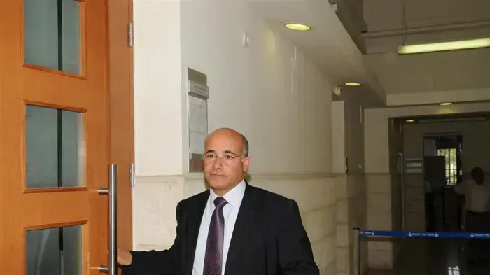 טאלב א- סנע בזמן ערעור ראאד סלאח בבית המשפט העליון בירושלים  יוני 