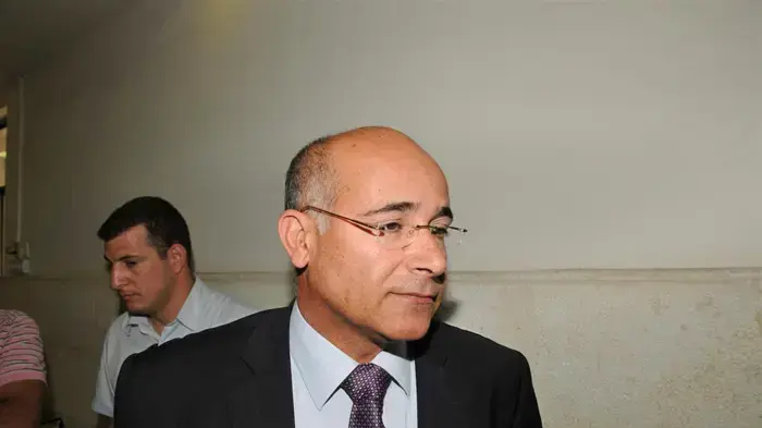 טאלב א- סנע בזמן ערעור ראאד סלאח בבית המשפט העליון בירושלים יוני 2010 טאלב א- סנע בזמן ערעור ראאד סלאח בבית המשפט העליון בירושלים יוני 2010