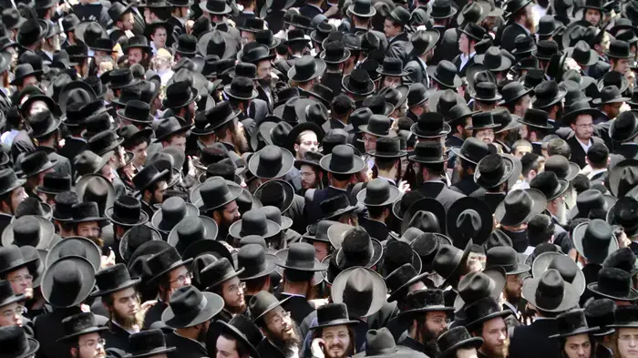 הפגנת חרדים בבני ברק יוני 2010 הפגנת חרדים בבני ברק יוני 2010