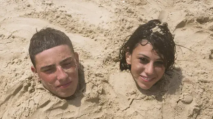 שרב בחוף הים בתל אביב יוני 2010