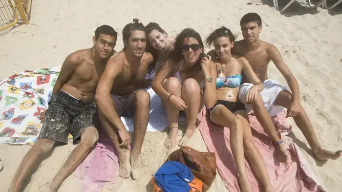 שרב בחוף הים בתל אביב יוני 2010
