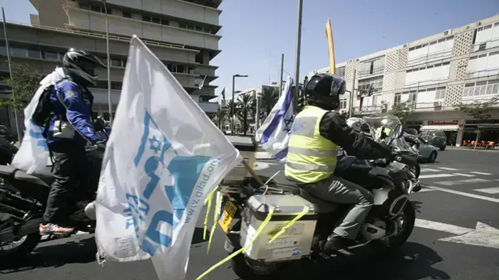 הפגנת אופנוענים למען שליט הפגנת אופנוענים למען שליט