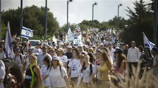יומה הראשון של צעדת משפחת שליט יוני 2010