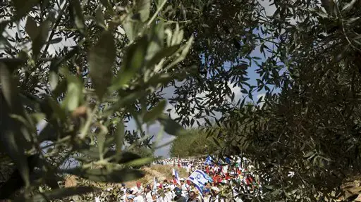 יומה הראשון של צעדת משפחת שליט יוני 2010