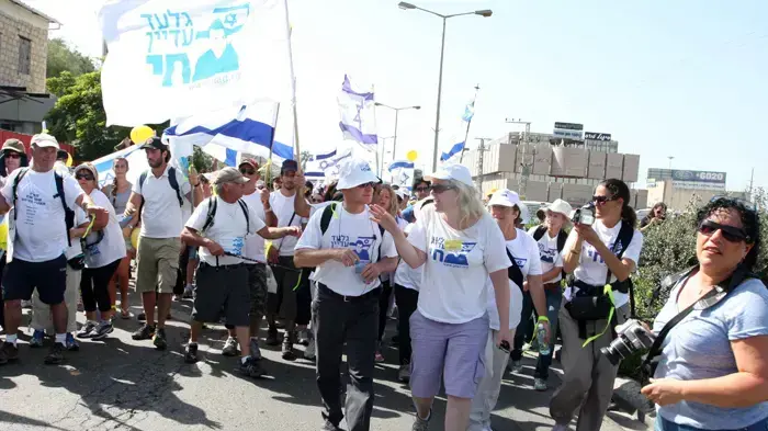 יומה השלישי של צעדת משפחת שליט יוני 2010