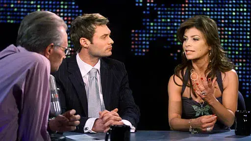 לארי קינג עם ריאן סיקרסט ועם פאולה עבדול, 2005