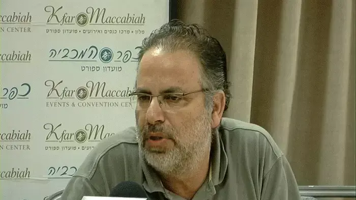 נתן דטנר יו"ר קבוצת הניהול של הפועל רמת גן נתן דטנר יו"ר קבוצת הניהול של הפועל רמת גן