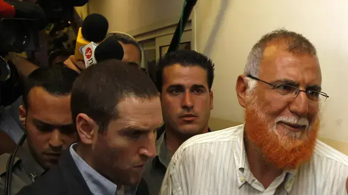 אבו טיר בבית משפט