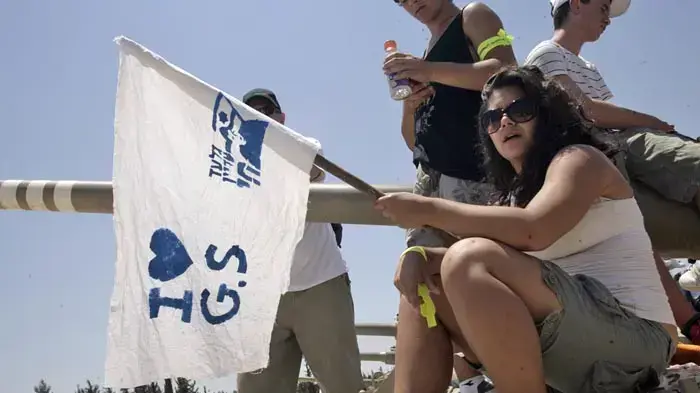 אירוע לגלעד שליט באנדרטת לטרון כחלק מצעדת משפחת שליט- יולי 2010 
