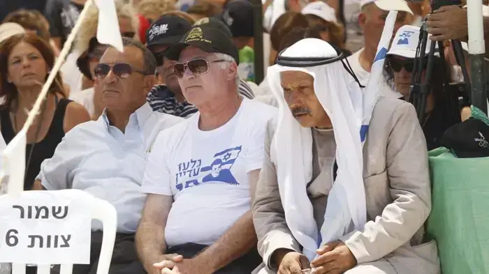 אירוע לגלעד שליט באנדרטת לטרון כחלק מצעדת משפחת שליט- יולי 2010 