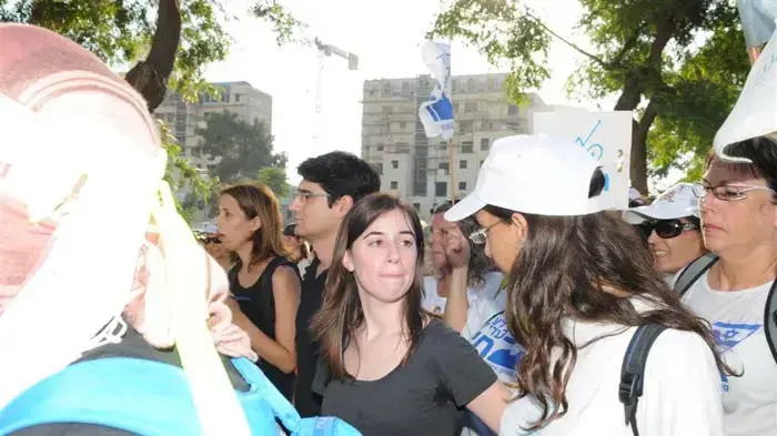 יומה ה-12 של צעדת משפחת שליט- צועדים ירושלים יולי 2010
