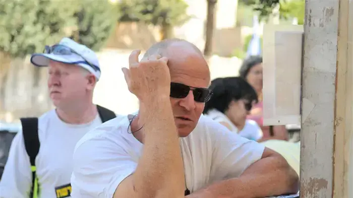 מאהל המחאה של משפחת שליט בירושלים