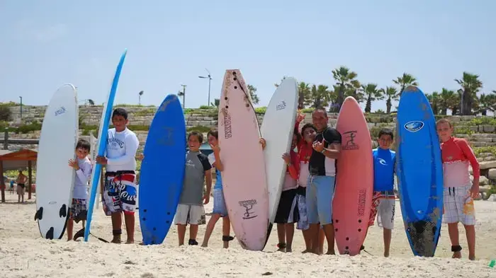 מתרחצים בחוף באשקלון יולי 2010