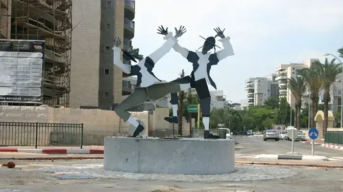 כיכר קוני למל בקרית מוצקין
