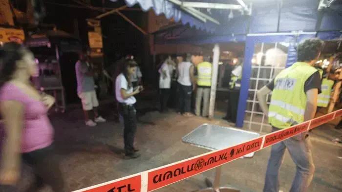 רצח בפתח תקווה גבר חשוד בדקירת בת זוגו